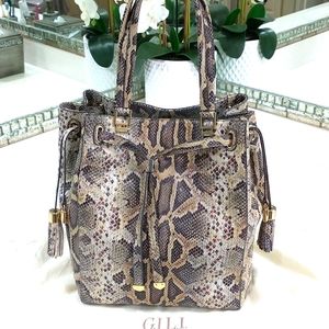 NEW G.I.L.I. Italian leather tote natural snake color combo